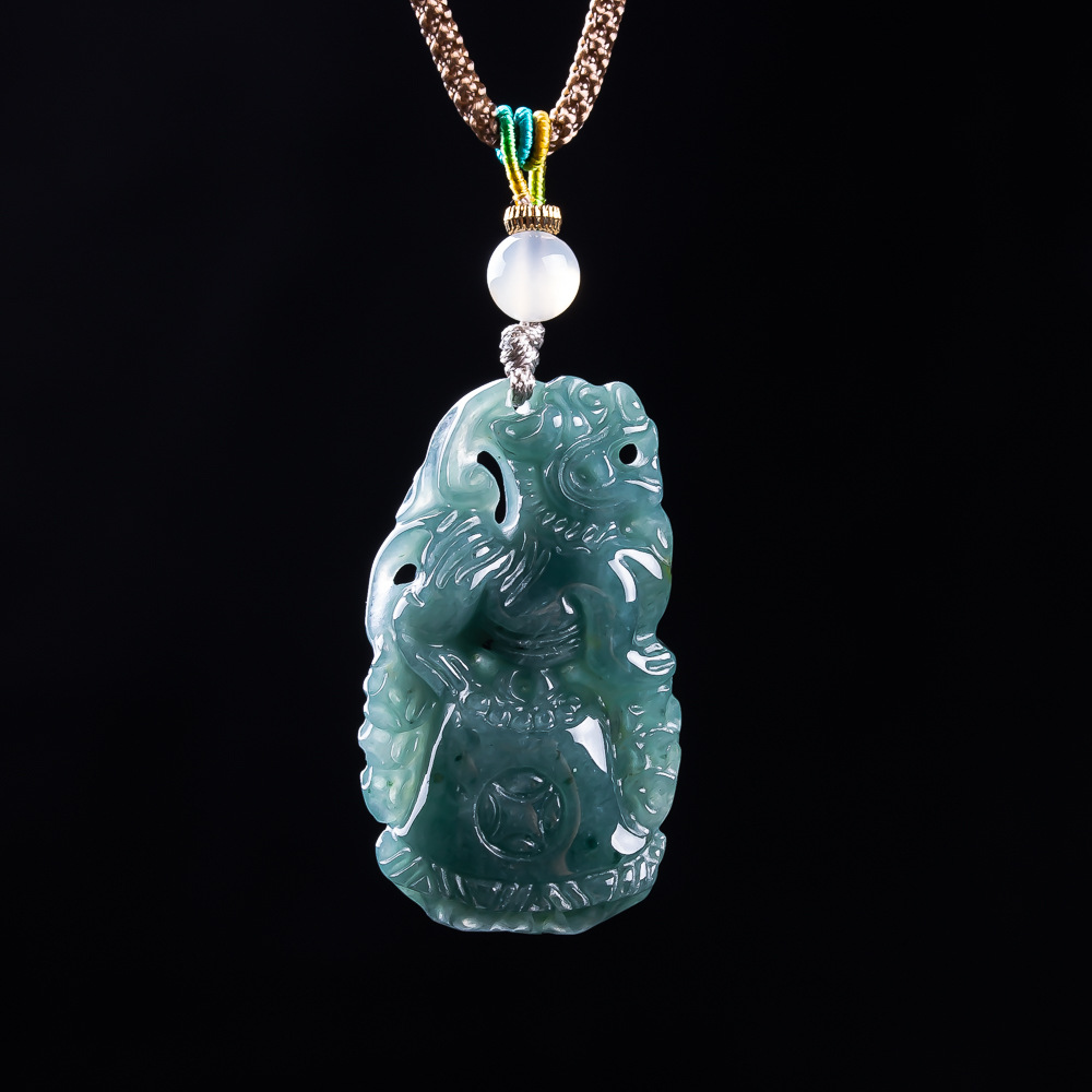 Burmese Jadeite Pixiu Pendant  - đánh giá và giá Woman Accessory